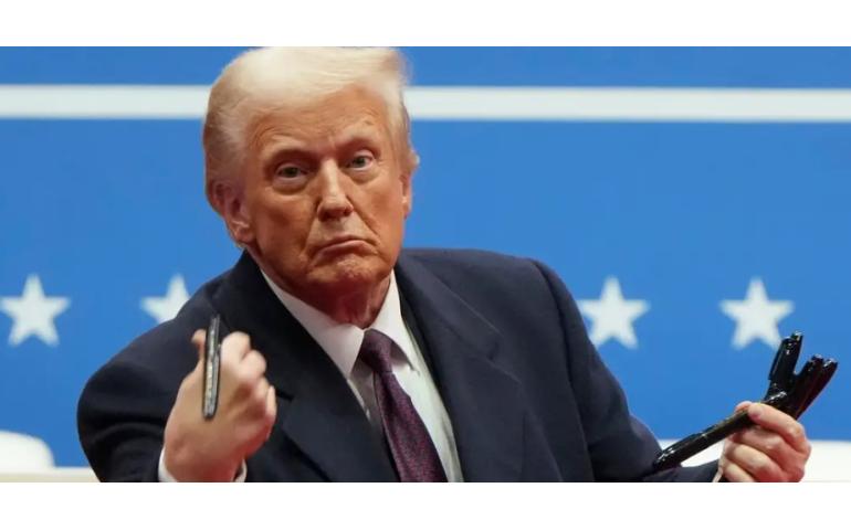 Дональд Трамп: Гренландын иргэн бүрд нэг сая доллар